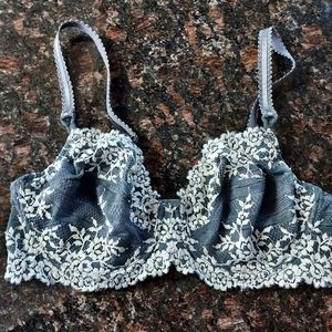 Wacoal grey bra size 34C